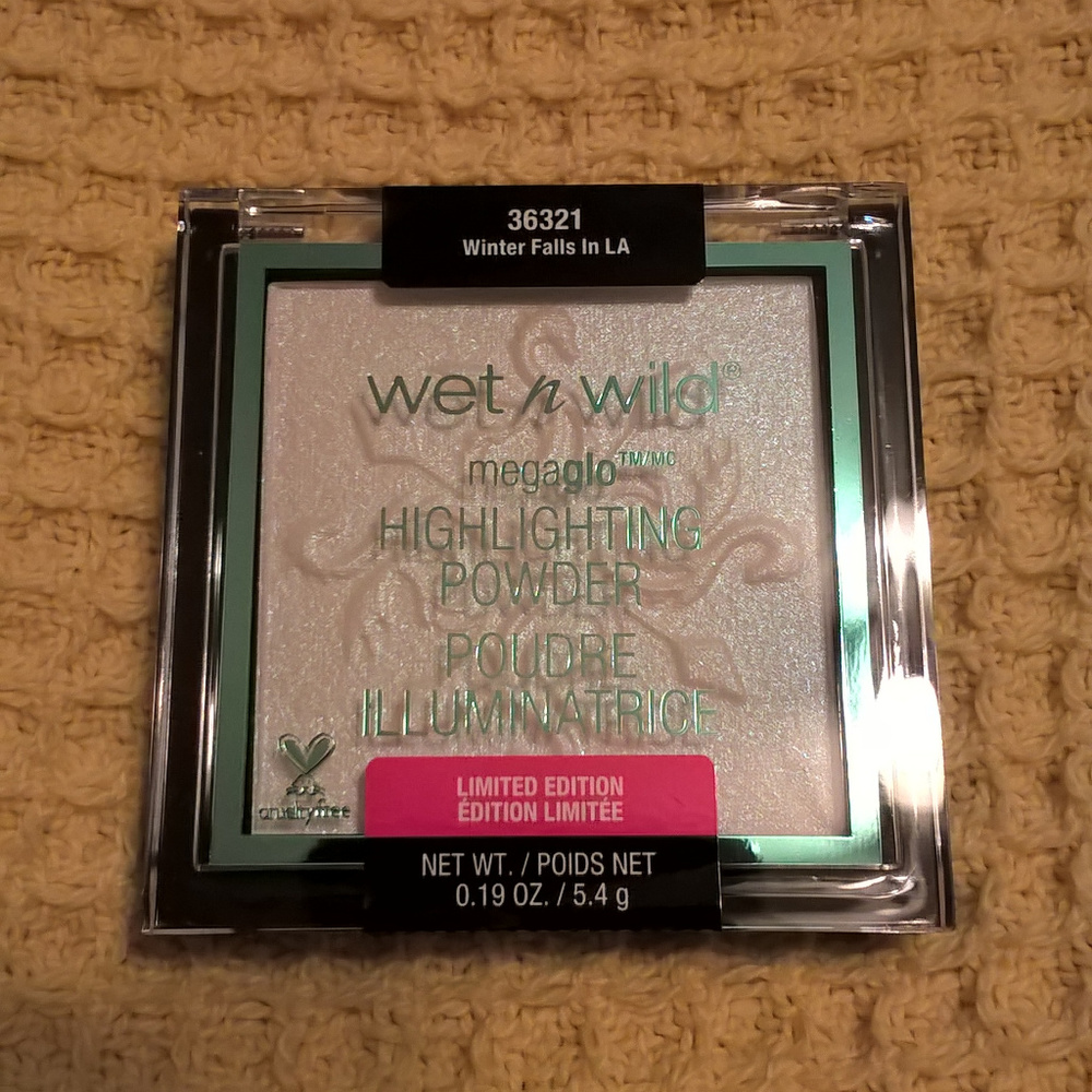 wet n wild New Highlighting Palette Bundle - Picture 7 of 8